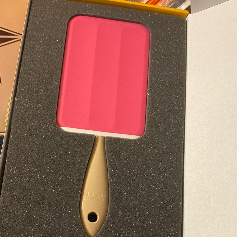 Jeffree Star Cream and Pink Mirror Handle